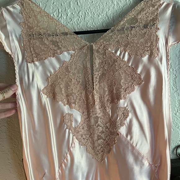 Stunning Antique 1930s slip gown and peignoir🤍 - Picture 6 of 9